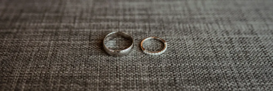 Photo of a pair of wedding rings